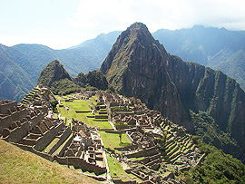 klasický pohled na Machu Picchu