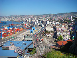 výhled na nábřežní Avenidu Errázuriz